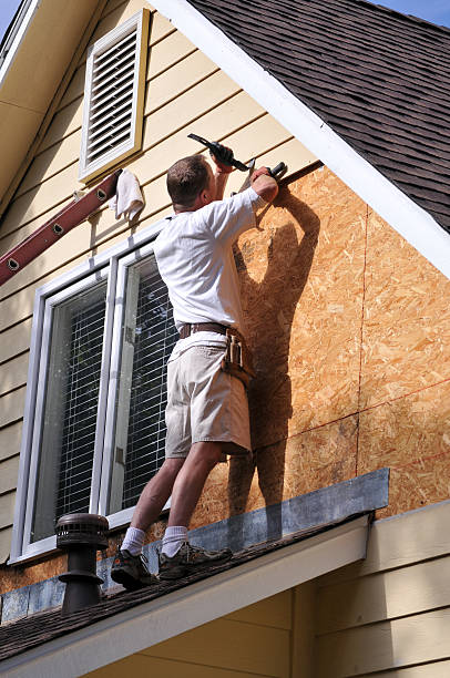 How To Choose The Right Materials for Your Siding Installation in 'Bowling Green, OH